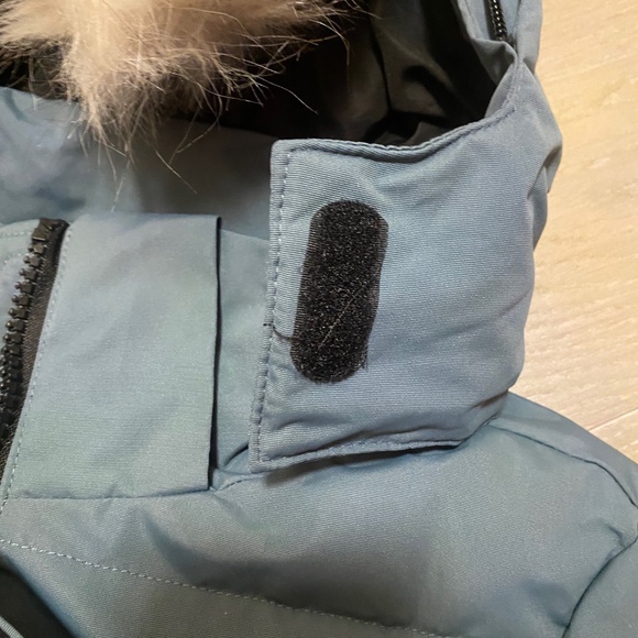 NOIZE quilted winter coat in light blue with faux fur hood trim, size XS - Picture 9 of 13